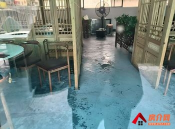 盘龙火车北站200m²商铺出租,参考报价:面议 盘龙火车北站200m²商铺出租,参考报价:面议