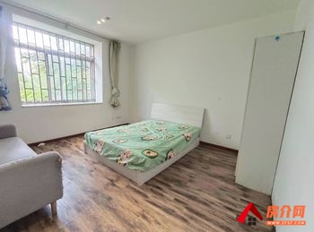 李家场新村小区房屋出租，西山李家场新村，4室2厅房子出租(合