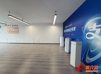 官渡新亚洲体育城320m²商铺出租,参考报价:6720元/月 官渡新亚洲体育城320m²商铺出租,参考报价:6720元/月