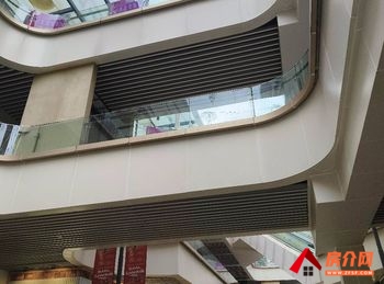 昆明西山世纪半岛93.54m²商铺出售,参考报价:613.5 昆明西山世纪半岛93.54m²商铺出售,参考报价:613.5