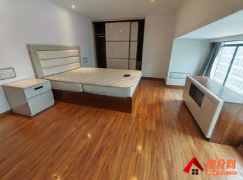 「昆明」官渡海伦国际曼哈顿,3室1厅房子出租(合租)，租金每