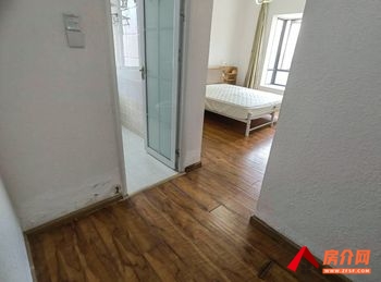 五华国福现代城荷花苑，3室2厅房子出租(合租)，租金每月60