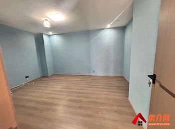 「昆明」盘龙野生动物园135m²商铺出租,参考报价:5000 「昆明」盘龙野生动物园135m²商铺出租,参考报价:5000