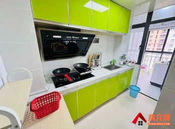 盘龙溪畔丽景，2室2厅房子出租(整租)，租金每月1600元