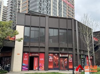 五华泛亚科技新区212m²商铺出售,参考报价:186万元 五华泛亚科技新区212m²商铺出售,参考报价:186万元