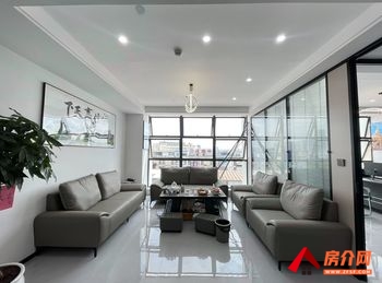 东聚嘉信商务中心 >242m²写字楼出租，参考报价：4