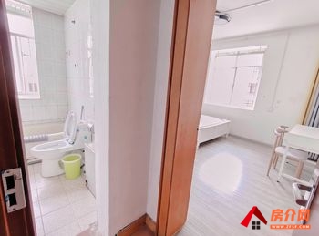 昆明五华华丽苑 3室2厅房子出租(合租)，租金每月600元