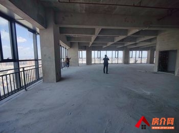 昆明大都摩天购物中心写字楼 >578m²写字楼出售，参