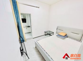 西山润城八区，1室1厅房子出租(合租)，租金每月750元