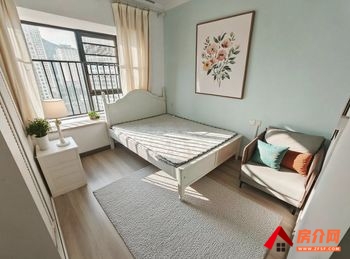 五华西城林语华郡苑，2室2厅房子出租(合租)，租金每月650