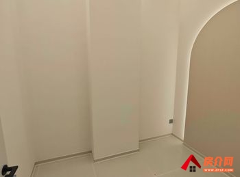 五华北市区75m²商铺出租,参考报价:6600元/月 五华北市区75m²商铺出租,参考报价:6600元/月