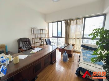 五华北市区75m²商铺出租,参考报价:6600元/月 五华北市区75m²商铺出租,参考报价:6600元/月