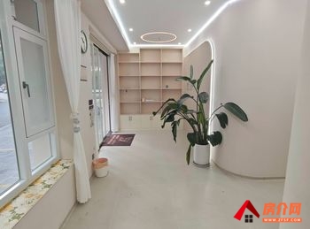 五华北市区75m²商铺出租,参考报价:6600元/月 五华北市区75m²商铺出租,参考报价:6600元/月