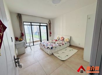 西山润城1区，3室2厅房子出租(合租)，租金每月680元