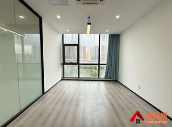 官渡新亚洲体育城352m²商铺出租,参考报价:7392元/月 官渡新亚洲体育城352m²商铺出租,参考报价:7392元/月