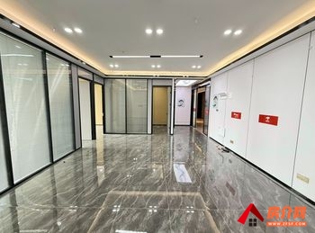 润城第五大道 >190m²写字楼出租,参考报价:532 润城第五大道 >190m²写字楼出租,参考报价:532