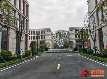 官渡经济开发区1200m²厂房出售,参考报价:面议