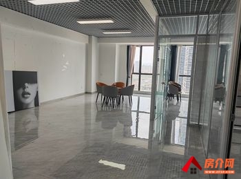 「昆明」官渡海伦国际120m²商铺出租,参考报价:4000元