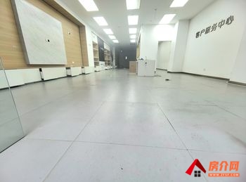 五华南屏街片区187m²商铺出租,参考报价:面议 五华南屏街片区187m²商铺出租,参考报价:面议