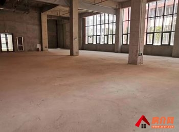 昆明官渡长水机场1072m²厂房出售，参考报价：252万元