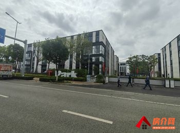 「昆明」呈贡马金铺2000m²仓库出租,参考报价:面议 「昆明」呈贡马金铺2000m²仓库出租,参考报价:面议