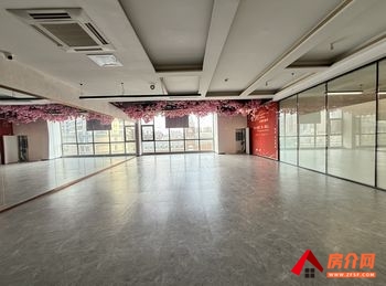 「昆明」官渡新亚洲体育城800m²商铺出租,参考报价:面议