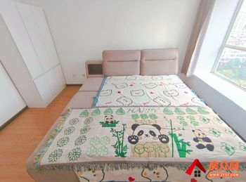 西山鑫逸苑,1室1厅房子出租(合租),租金每月600元