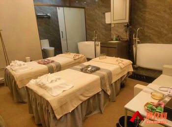 「昆明」盘龙火车北站200m²商铺出租,参考报价:面议 「昆明」盘龙火车北站200m²商铺出租,参考报价:面议