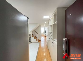 五华融创春风十里海豚湾，2室1厅房子出租(整租)，租金每月1