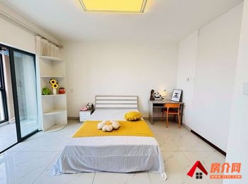 西山海畔湾鸣凤苑，3室2厅房子出租(合租)，租金每月770元