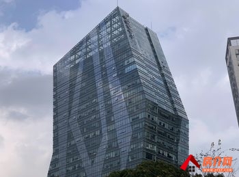 盘龙金星立交桥430m²商铺出租,参考报价:面议 盘龙金星立交桥430m²商铺出租,参考报价:面议