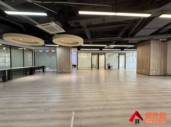 官渡新亚洲体育城510m²商铺出租,参考报价:面议 官渡新亚洲体育城510m²商铺出租,参考报价:面议