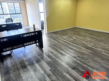 赛跑空间创业孵化基地 >62m²写字楼出租，参考报价：