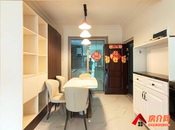 昆明五华裕沁园 4室2厅房子出租(整租)，租金每月2700元