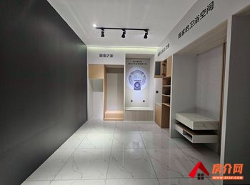 官渡世纪城300m²商铺出租，参考报价：6000元/月