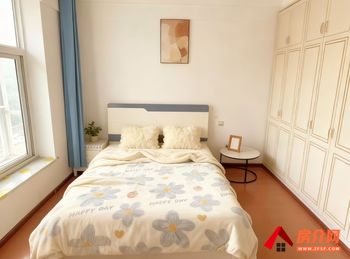 昆明西山富城车世界 3室2厅房子出租(合租)，租金每月500