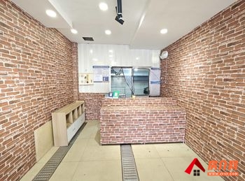 盘龙金星立交桥50m²商铺出租,参考报价:3600元/月 盘龙金星立交桥50m²商铺出租,参考报价:3600元/月