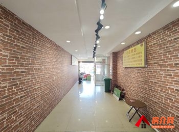 盘龙金星立交桥50m²商铺出租,参考报价:3600元/月 盘龙金星立交桥50m²商铺出租,参考报价:3600元/月