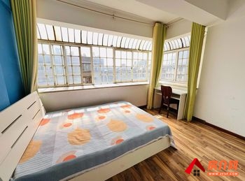 五华华山东路126号院，1室1厅房子出租(合租)，租金每月5