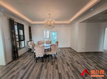 万和花园小区二手房丨「昆明」西山万和花园,4室2厅二手房出售