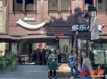 五华南屏街片区130m²商铺出售,参考报价:125万元 五华南屏街片区130m²商铺出售,参考报价:125万元