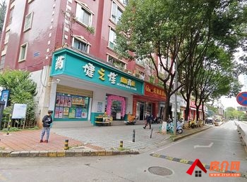 盘龙世博片区114m²商铺出售,参考报价:180万元 盘龙世博片区114m²商铺出售,参考报价:180万元