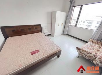 西山世纪半岛苹果谷，3室2厅房子出租(合租)，租金每月600