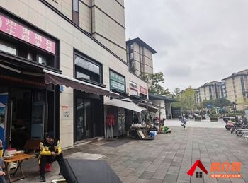 「昆明」西山滇池度假区35m²商铺出售,参考报价:79.9万 「昆明」西山滇池度假区35m²商铺出售,参考报价:79.9万