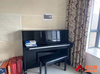 昆明西山润城2区 1室1厅房子出租(整租)，租金每月1300