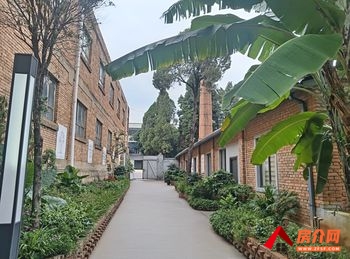 「昆明」盘龙茨坝510m²厂房出租,参考报价:9996元/月 「昆明」盘龙茨坝510m²厂房出租,参考报价:9996元/月