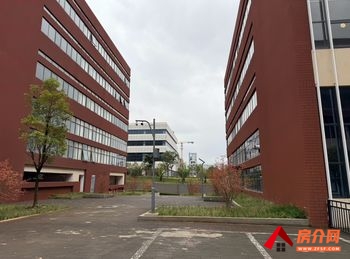 官渡长水机场610m²厂房出售,参考报价:134万元 官渡长水机场610m²厂房出售,参考报价:134万元