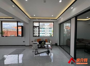 昆明云上之诚商务中心 >194m²写字楼出租,参考报价 昆明云上之诚商务中心 >194m²写字楼出租,参考报价