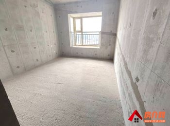 五华金泰国际三期，4室2厅二手房出售,报价：145万元