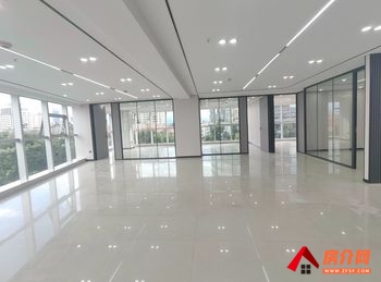 「昆明」环球金融 >315m²写字楼出租,参考报价:面 「昆明」环球金融 >315m²写字楼出租,参考报价:面